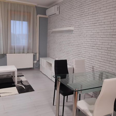 Ferienwohnung Pipacs Bekescsaba Exterior foto