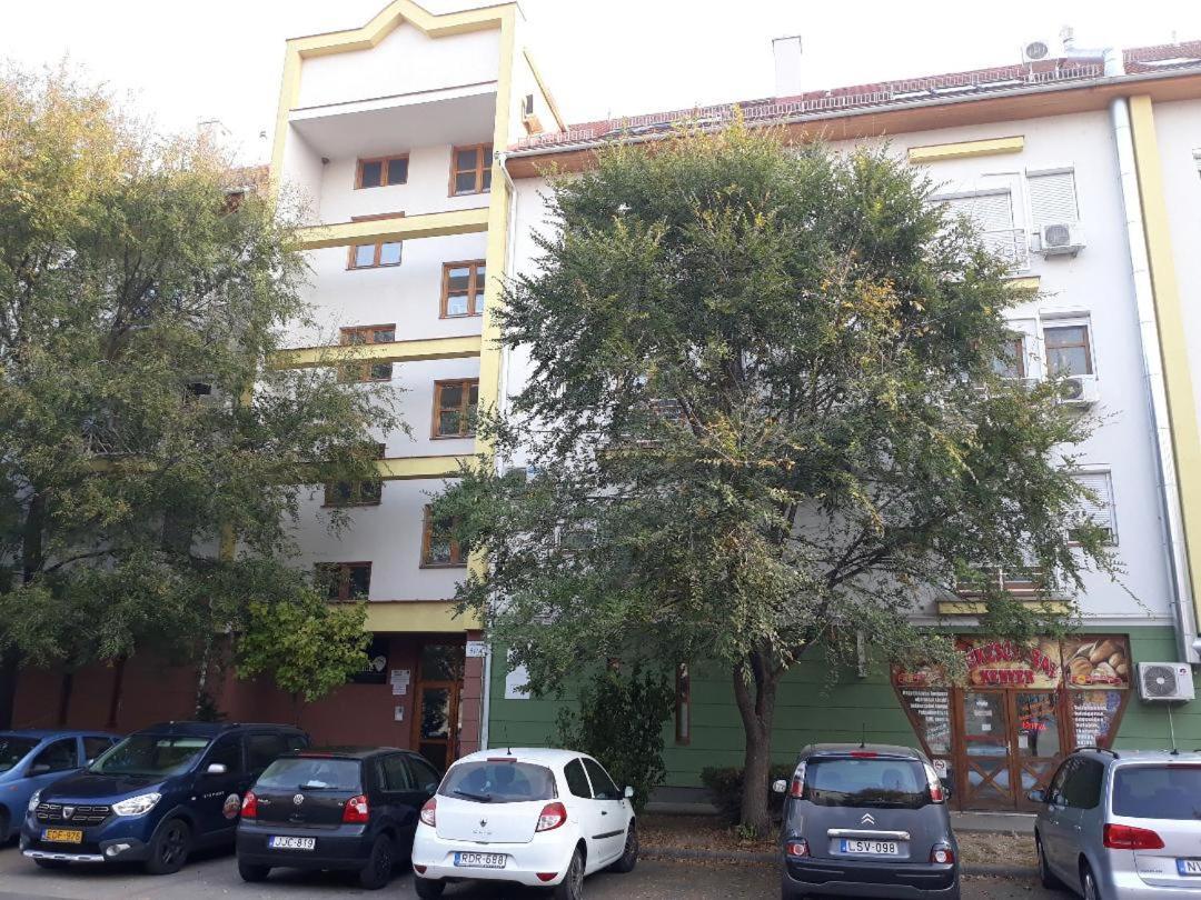 Ferienwohnung Pipacs Bekescsaba Exterior foto